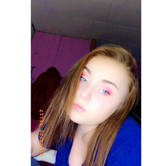 Meet your Posher, Aaliyah - Picture 1 of 1